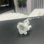 Ceramic cat miniature like new