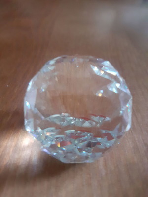 Crystal decorative sphere like new
