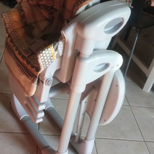 Joie high chair used with metal frame