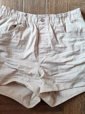 Buggy high-waisted shorts beige like new H&M size XL
