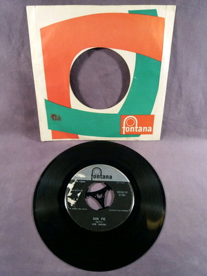 Los Indios-Sin Fe 7" used, very good condition x3