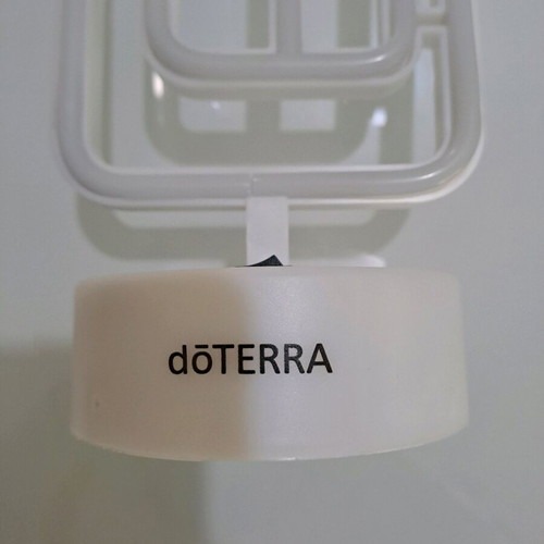 Lamp Doterra glow light in pink and yellow neon, like new