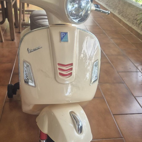 Vespa electric for kids like new