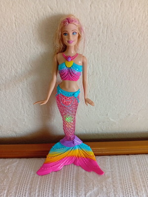 Barbie Dreamtopia γοργόνα με φωτιζόμενη ουρά σαν καινούργια