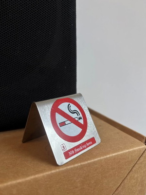 Μεταλλική επιτραπέζια πινακίδα No Smoking Area μεταχειρισμένη