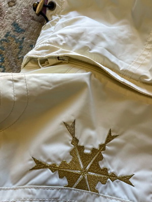 White Chiemsee jacket like new, size M, with embroidered details