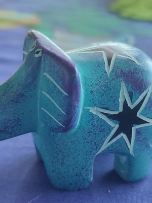 Nigerian soapstone elephant sculpture hand-painted, like new, blue