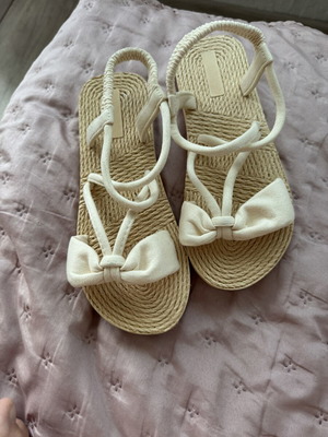 Shein sandals size 37 new beige