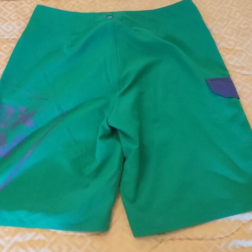 Quiksilver boardshorts size 34 like new, blue and green