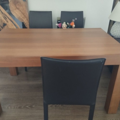 Bo Concept dining set used with 5 dark brown leather chairs