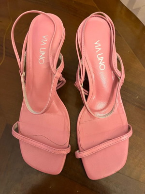 Women's shoes size 36 pink like new with 7 cm heel