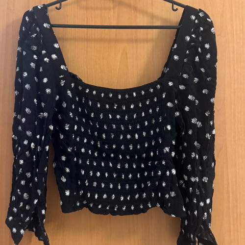 LC Waikiki off-shoulder blouse like new, black and white, size L