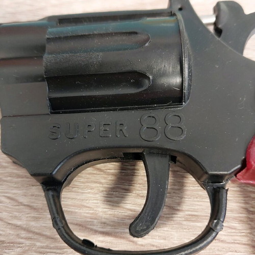Sheriff set Pitsaris toys new, holster with pistol