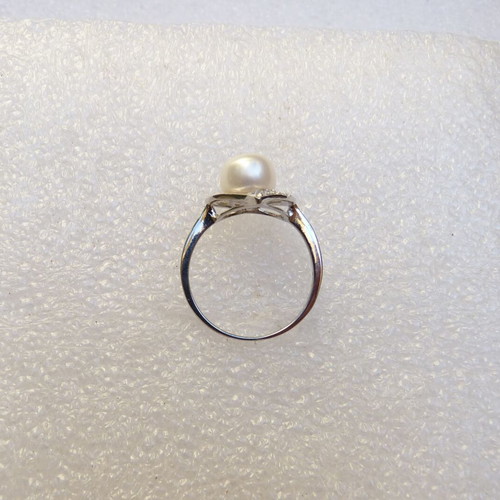 925 Silver Ring with Pearl and Zircon