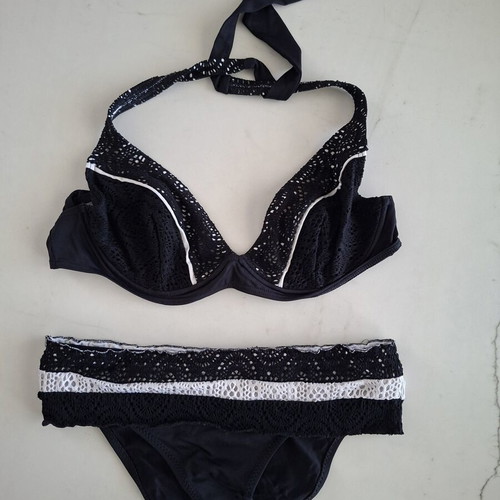 Swimsuit size M like new with knitted lace black and white