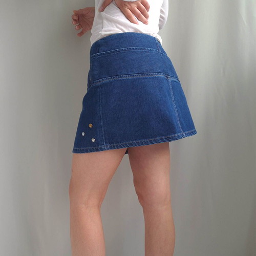 Diesel Jeans women's short denim skirt size 29 / M blue