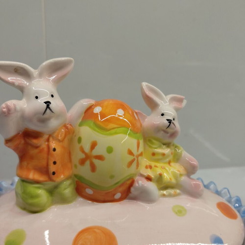 Symbol One Easter porcelain decorative platter with bunnies