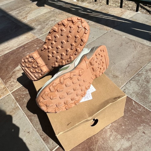 Adidas Terrex sneakers like new, size 39.5, beige