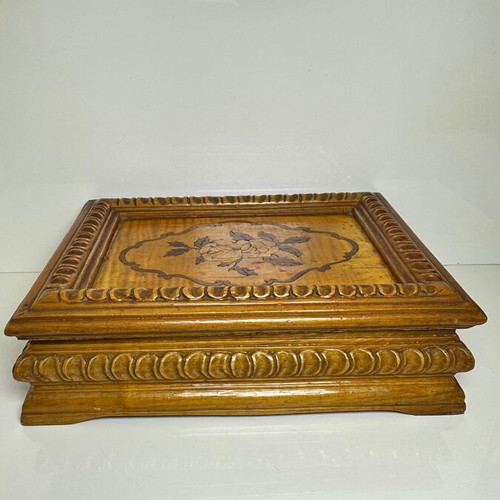 Vintage handmade wooden jewelry box used with carved floral marquetry