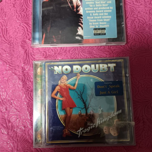 Music CDs used, pack of six, foreign