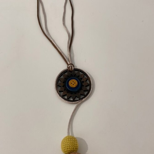 Handmade wooden necklace with knitted beads like new