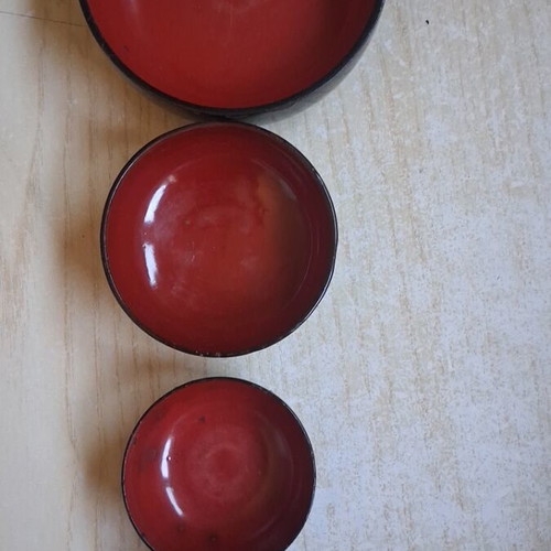 Japanese lacquer bowls set of 4 used