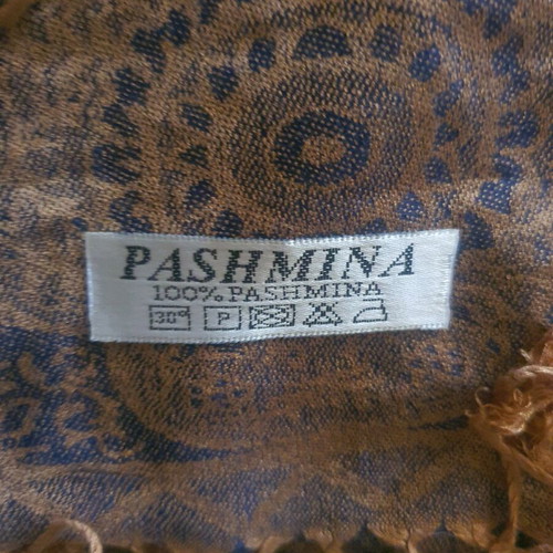 Pashmina like new, blue multicolor