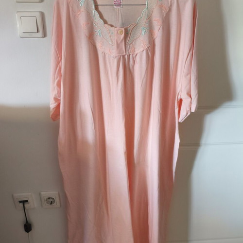 Nightgown new, size 7XL, beige and pink