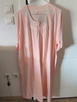 Nightgown new, size 7XL, beige and pink