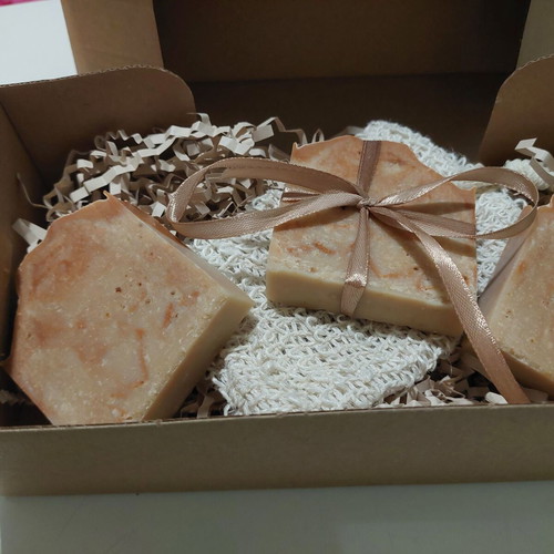 Handmade soap with honey and oats 100% natural gift set