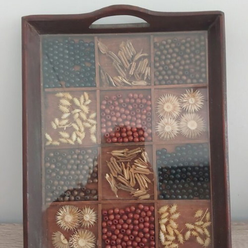 Wooden handmade tray like new, dimensions 28x34