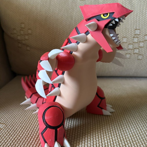 Pokémon Groudon figure
