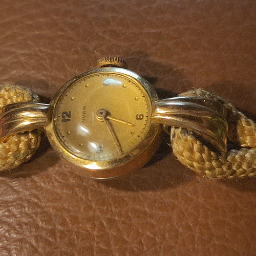 INVAR Swiss Made Ladies Mechanical Watch, 17 Jewels, Vintage