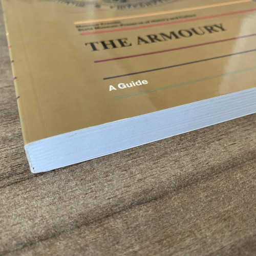 The Armoury: A Guide book like new, Russian