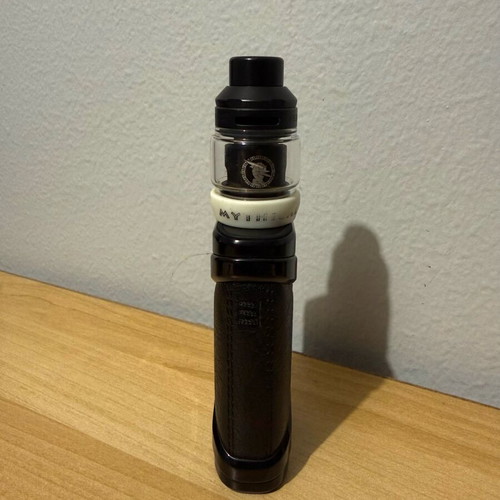 Geek Vape Aegis Legend 2 L200 electronic cigarette like new