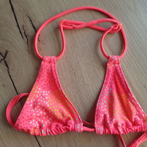 Children's bikini swimsuit coral size 5-6 years like new