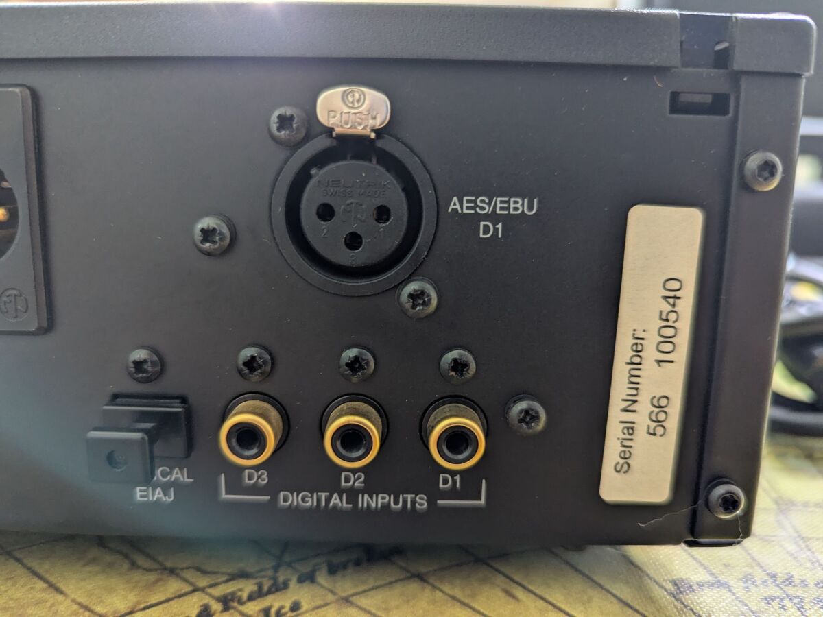 Meridian 566 20-bit DAC like new - € 700,00 - Vendora.cy