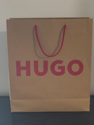 Hugo Boss bag like new 35x40x12 cm