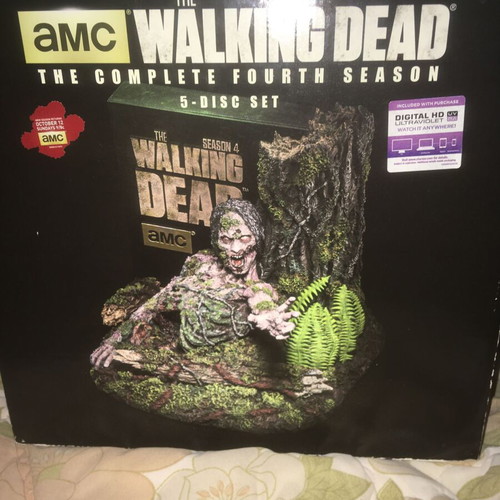 Walking Dead collectible figure season 4 1/4 like new