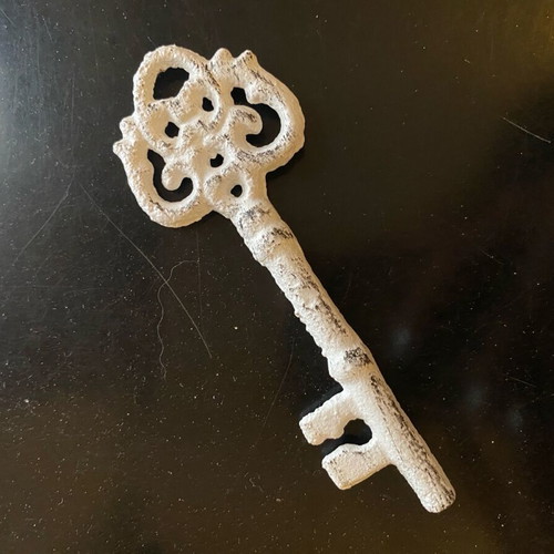 Decorative key white like new, metal 12 cm