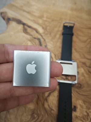 Apple iPod Nano 16Go μεταχειρισμένο με βραχιόλι για μετατροπή σε ρολόι