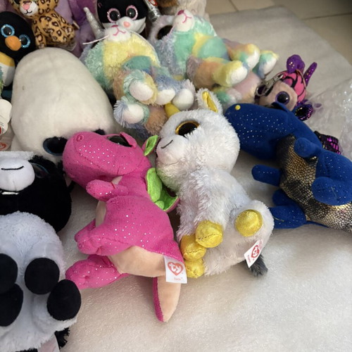 Plush toys with big eyes, Masoutis collection