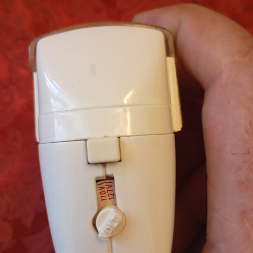 Remington Roll-A-Matic Deluxe vintage electric shaver like new