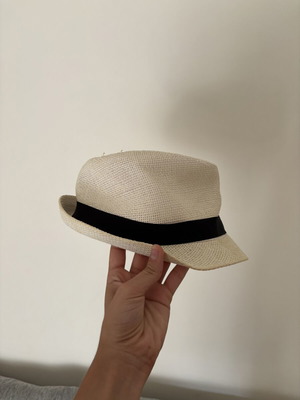 Unisex hat, beige with black band
