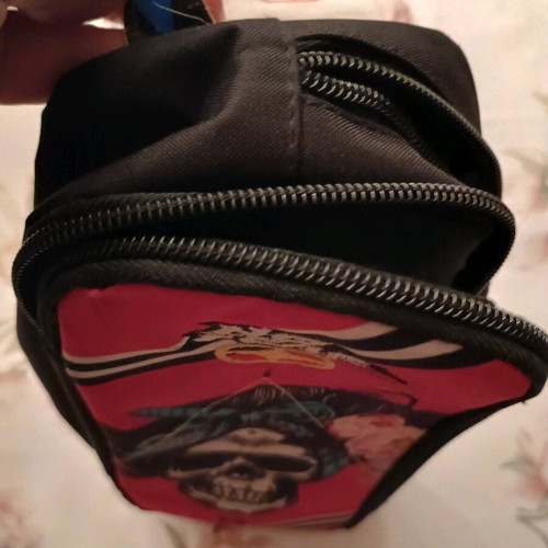 No Fear Skully pencil case like new with two compartments