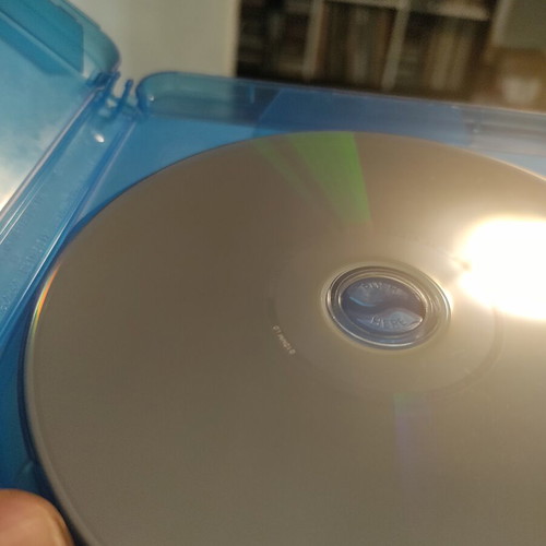 Eden Lake Blu-Ray like new, UK release with English subtitles