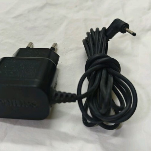 Philips charger used, genuine and functional