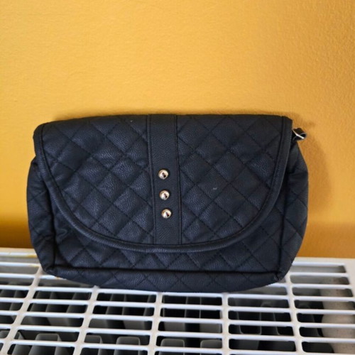 Women's black hand bag used, size 19×13 cm