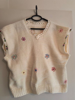 Women's handmade knitted vest with flowers new, size XL/XXL