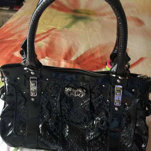 Shoulder bag Silvio Tossi of Switzerland black patent leather like new